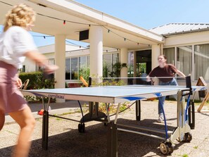 Children’s play area – outdoor - greet Hotel Bordeaux Aeroport (Merignac)