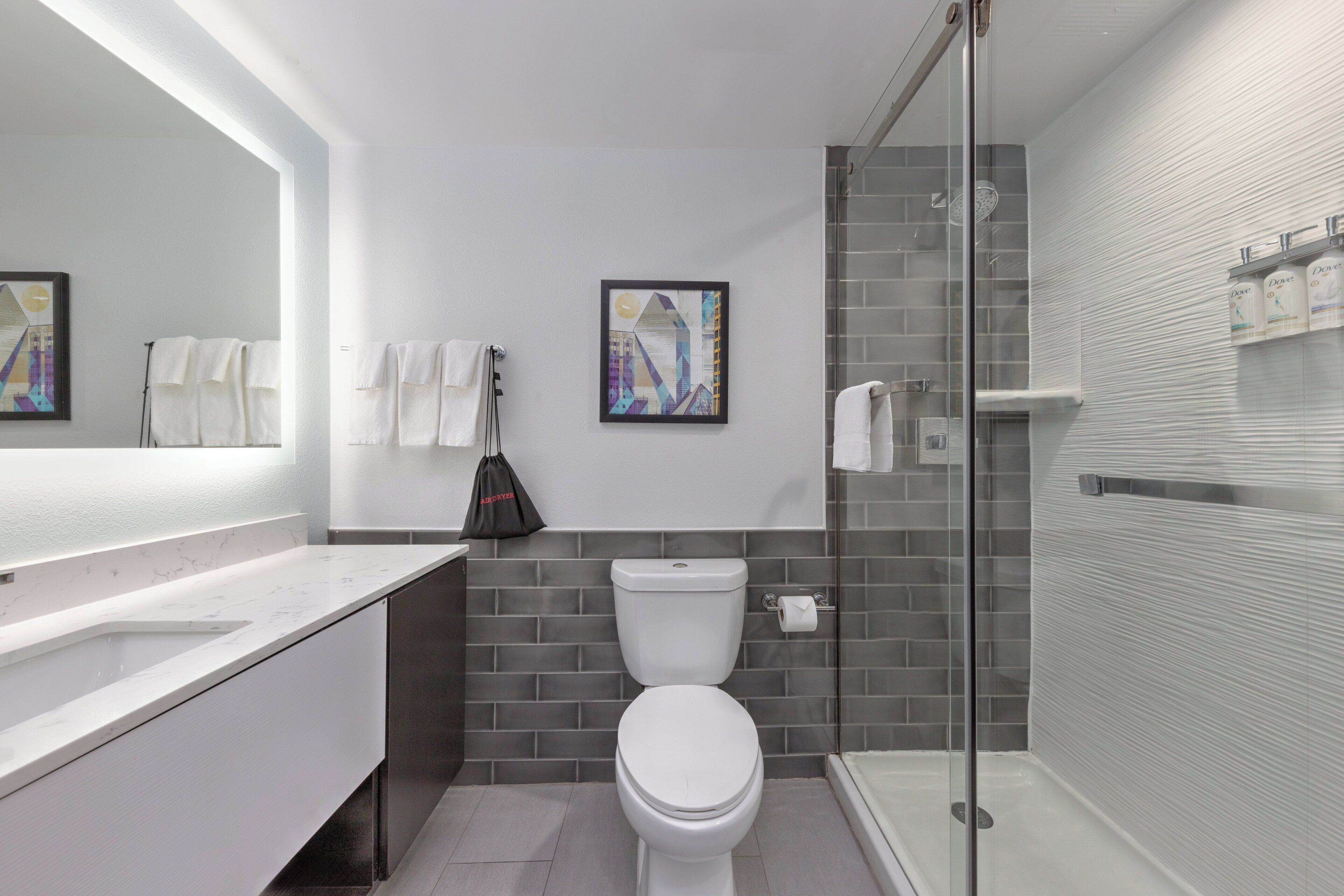Photo - Holiday Inn Express - Dallas Downtown by IHG