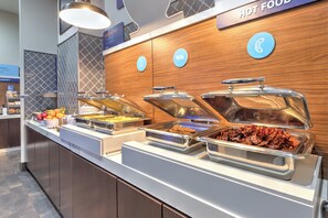 Free daily on-the-go breakfast - Holiday Inn Express Dallas Downtown by IHG (Dallas)