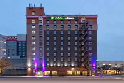 Holiday Inn Express Dallas Downtown by IHG