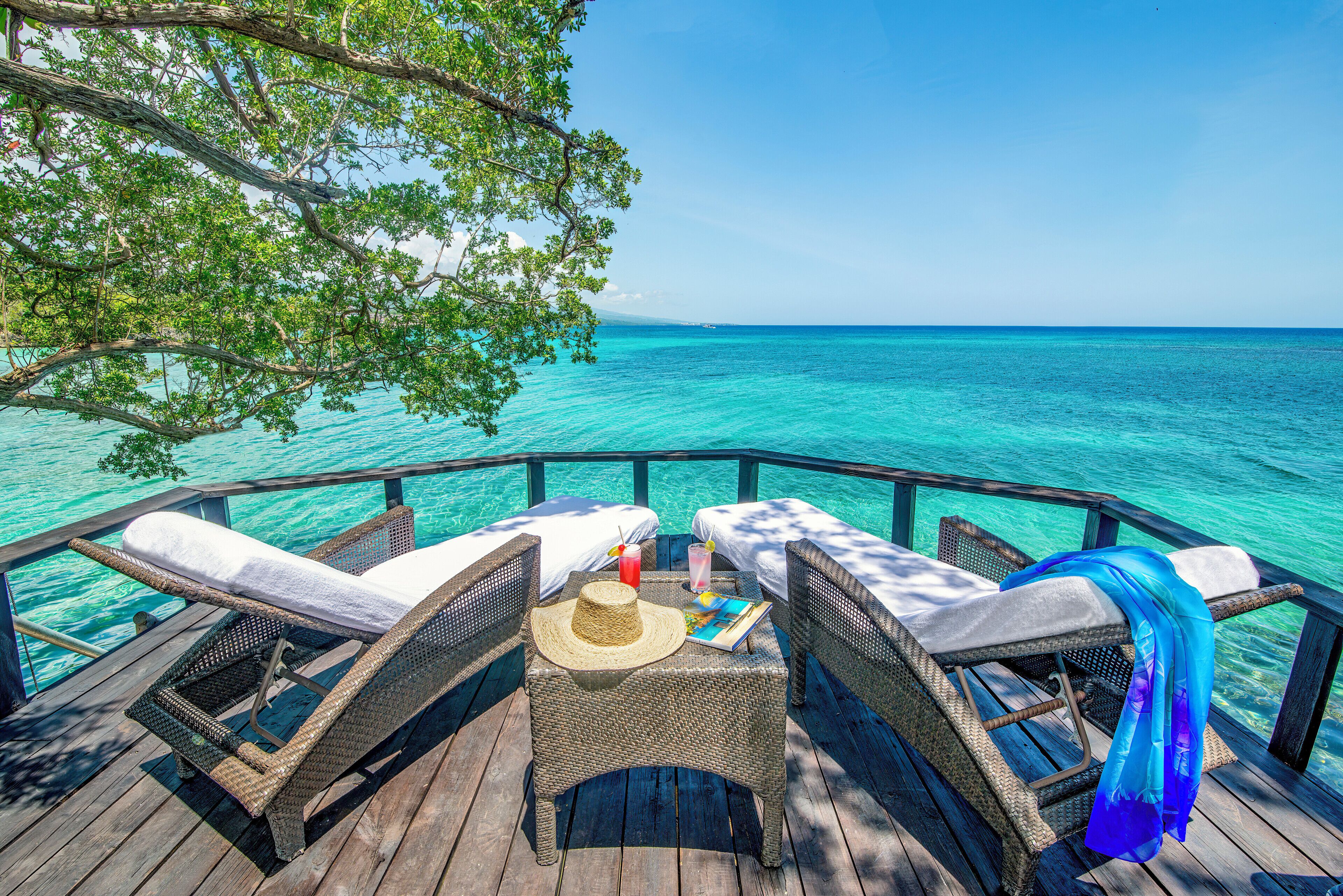 Cottage (Three) | Premium bedding, in-room safe, iron/ironing board, free WiFi