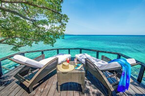 Cottage (Three) | Premium bedding, in-room safe, iron/ironing board, free WiFi