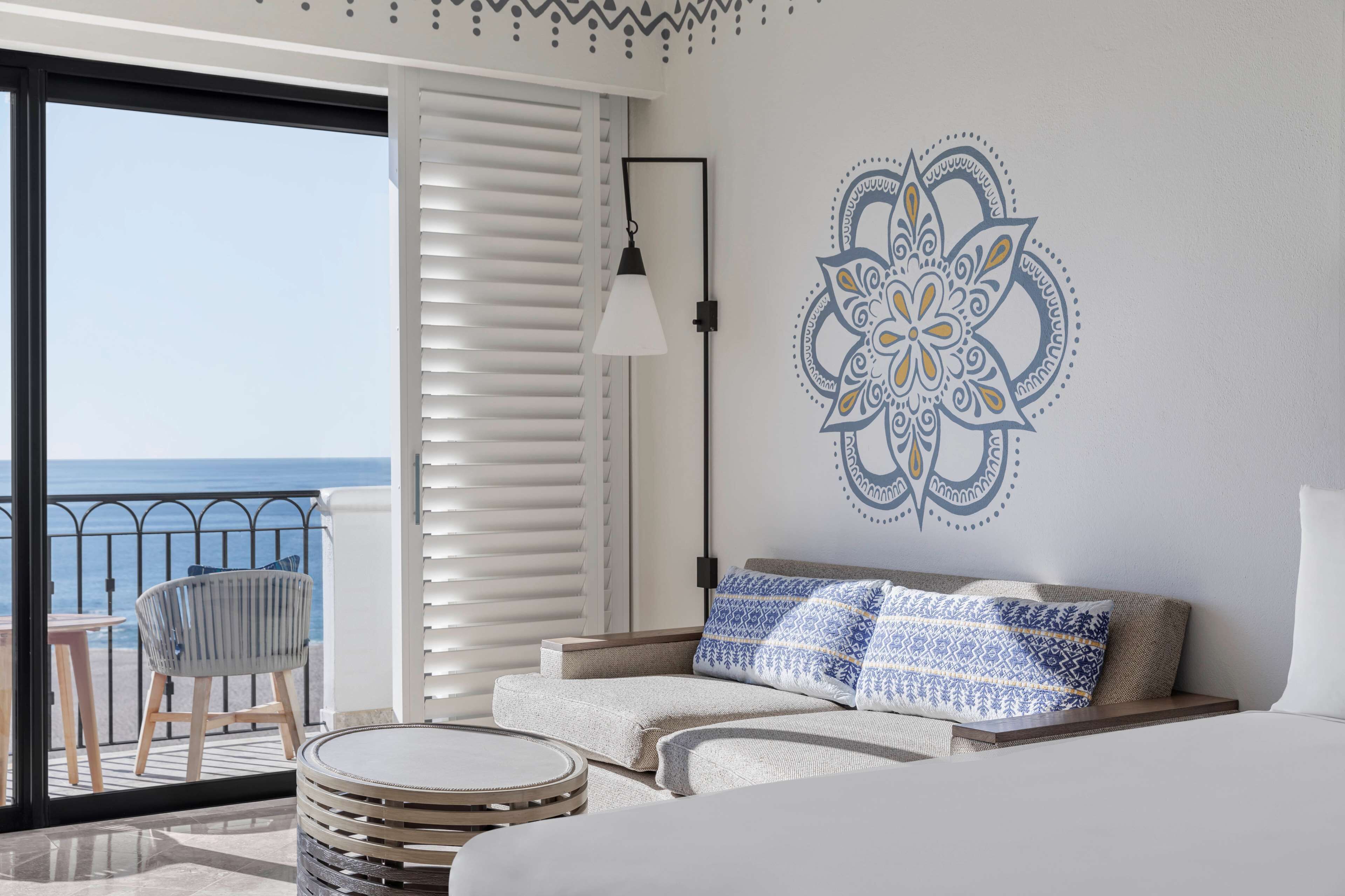 elite room | living area | 48-inch lcd tv with cable channels, tv, dvd player