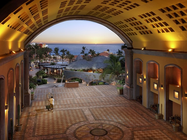 Interior - Playa Grande Resort & Grand Spa (Cabo San Lucas)