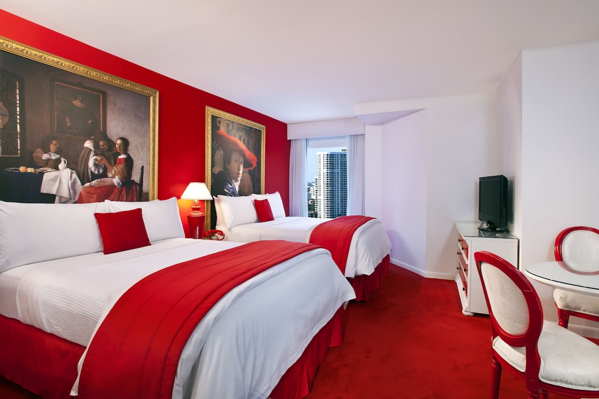 Premium bedding, pillowtop beds, in-room safe, desk