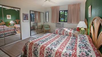Suite, 2 chambres | 1 chambre, coffres-forts dans les chambres, décoration personnalisée