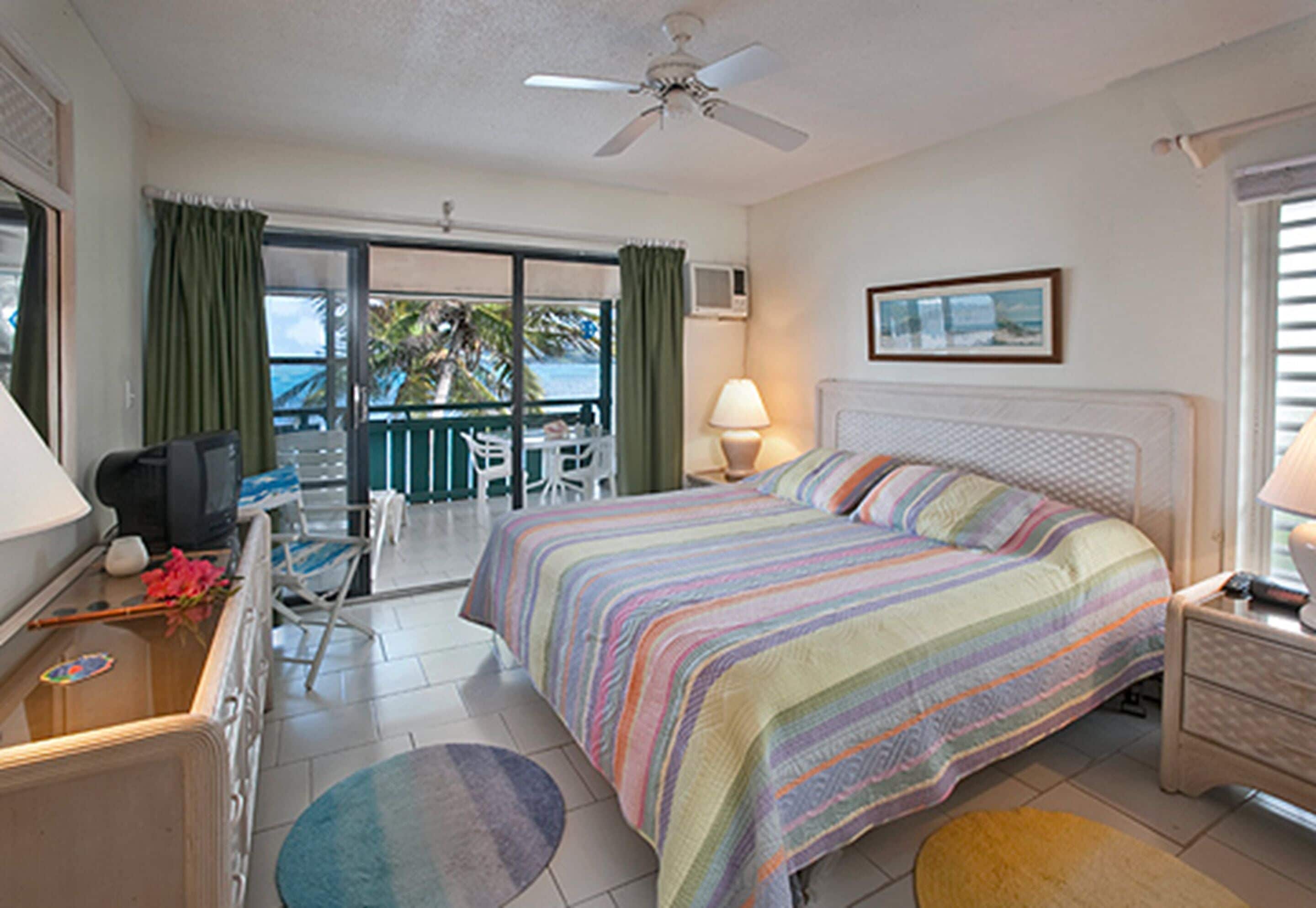 Two Bedroom Suite (with 2 baths) | 2 bedrooms, individually decorated, individually furnished