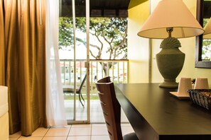 1 bedroom, premium bedding, in-room safe, desk
