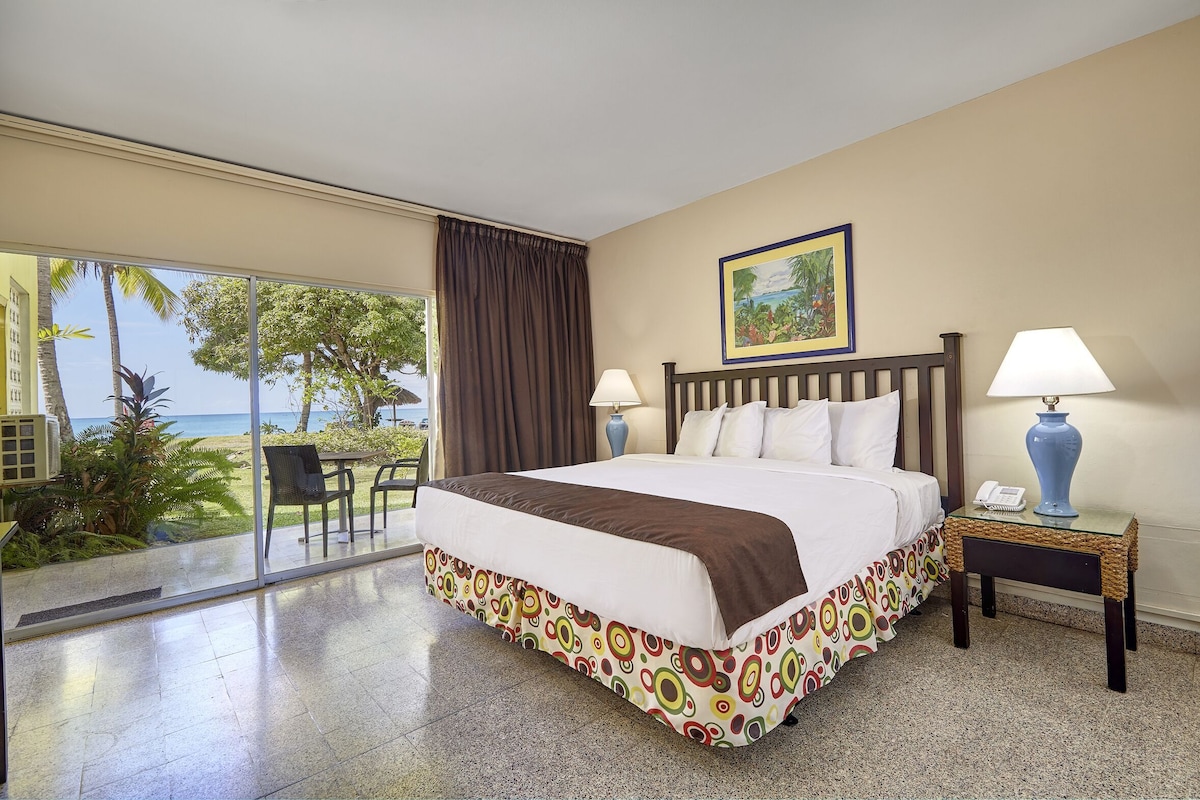 In-room safe, iron/ironing board (on request), WiFi (free), bed sheets