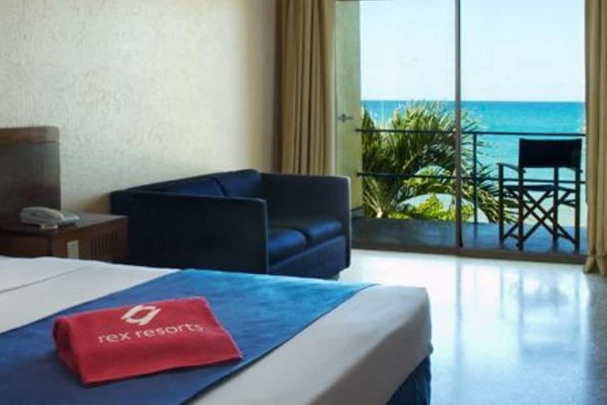 In-room safe, iron/ironing board, free WiFi, bed sheets