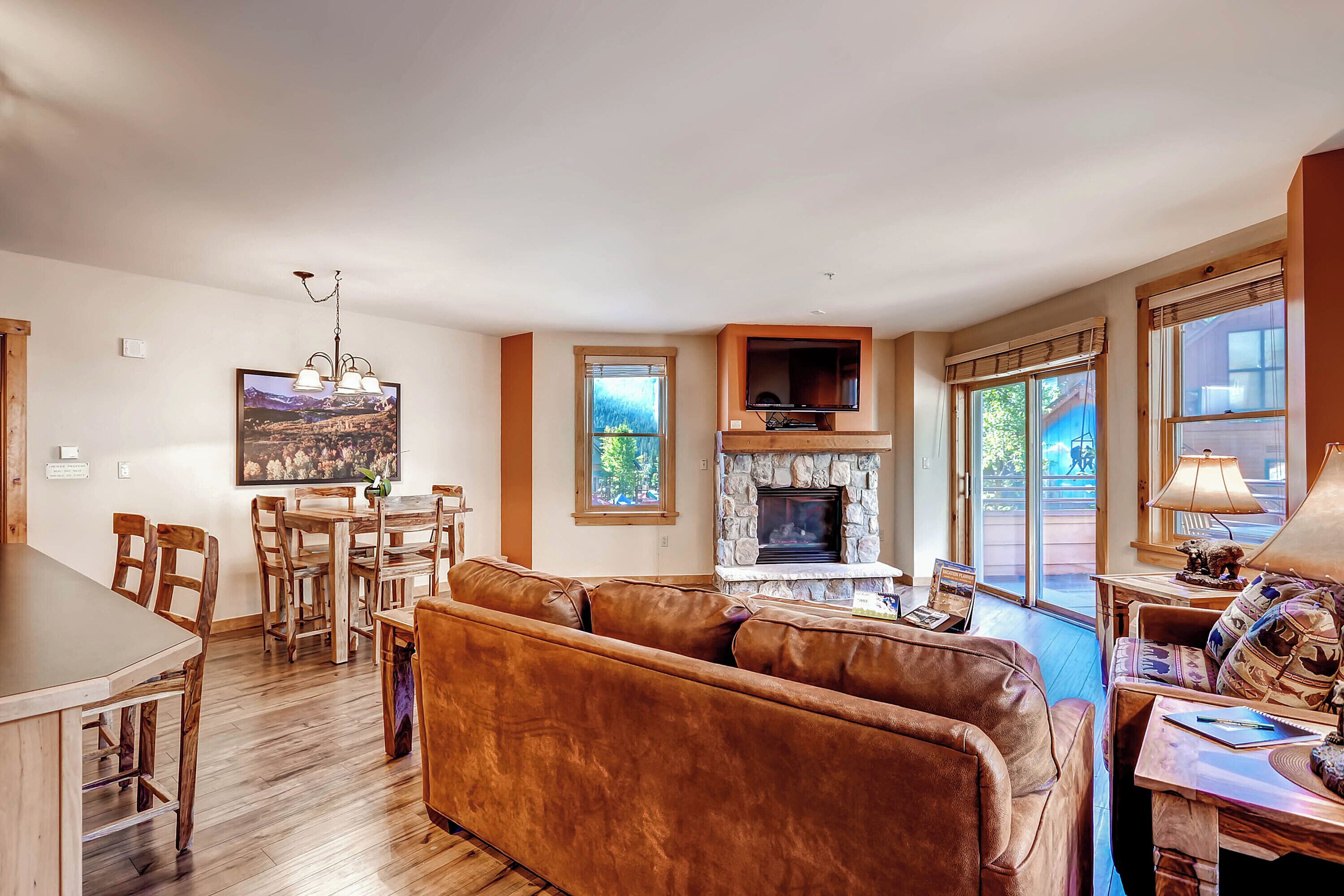 Condo, 2 Bedrooms (Buffalo Lodge) | Living area | TV