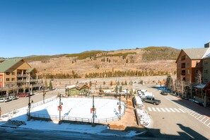 Condo, 2 Bedrooms (Dakota Lodge) | Balcony