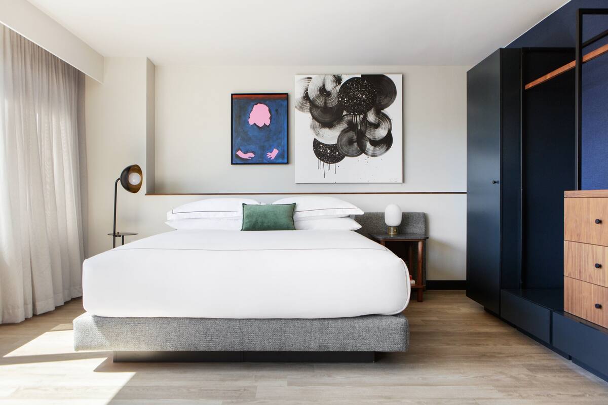 意大利 Frette 床單、高級寢具、羽絨被、房內夾萬