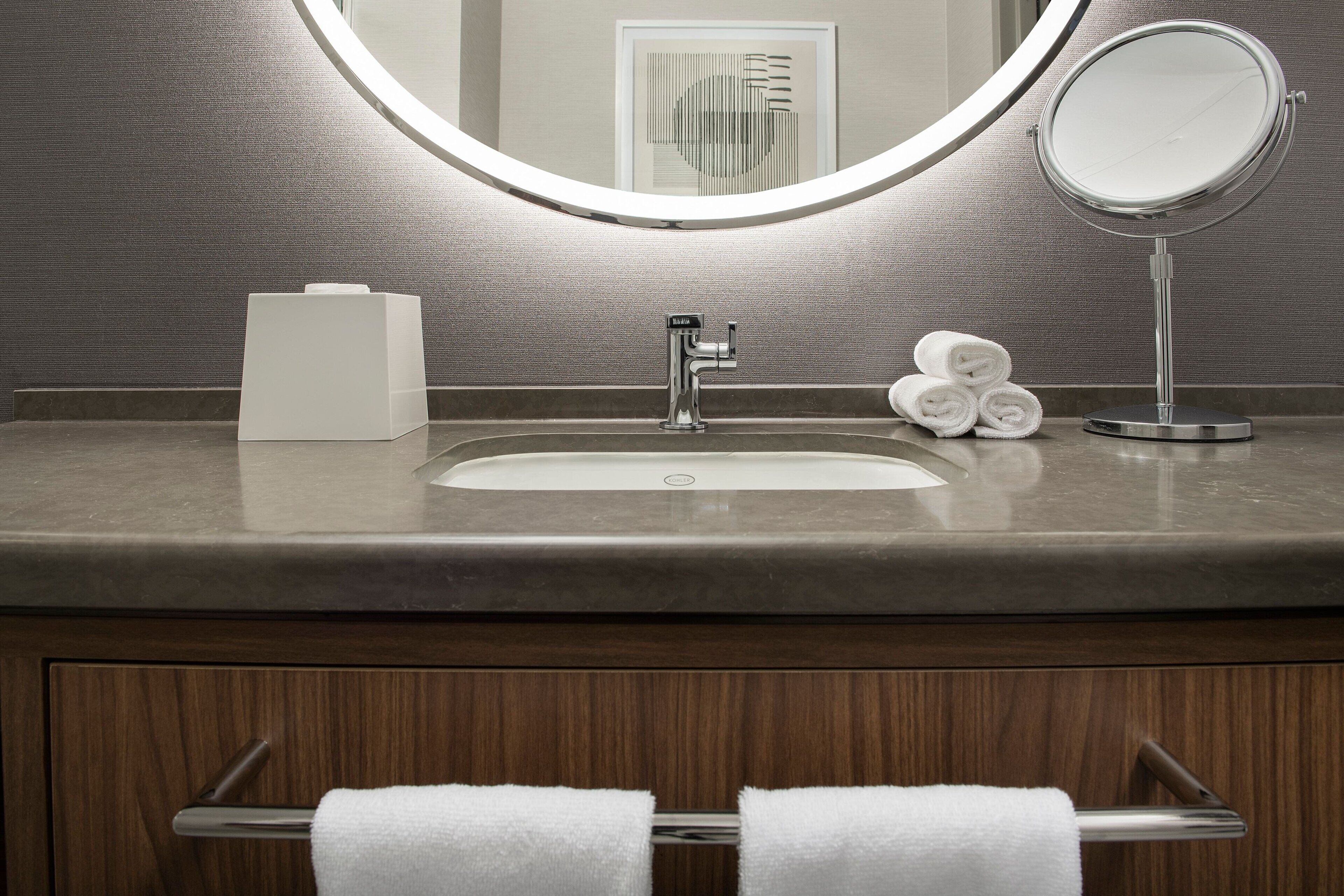 Photo - Courtyard by Marriott Washington, DC Dupont Circle