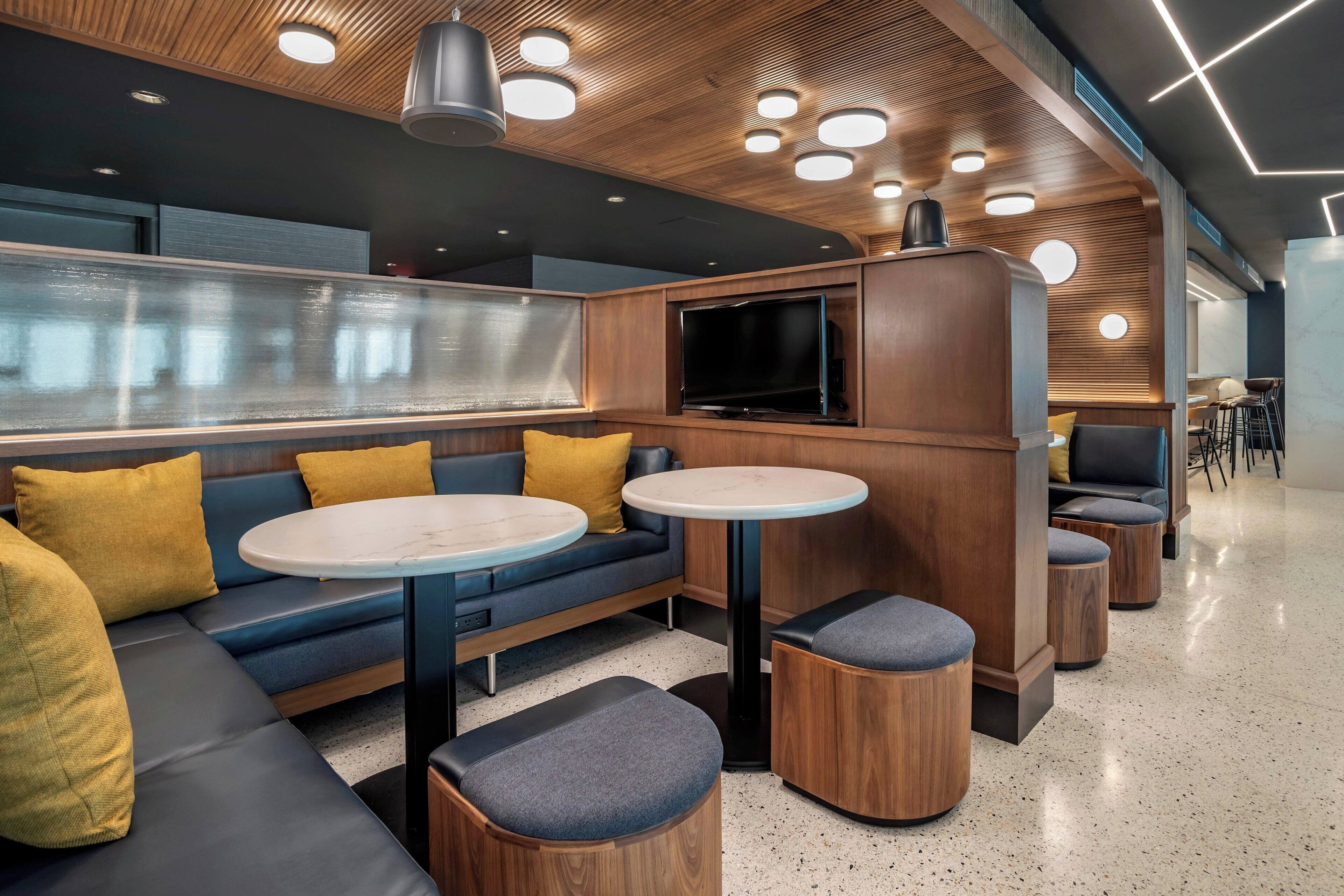 Photo - Courtyard by Marriott Washington, DC Dupont Circle