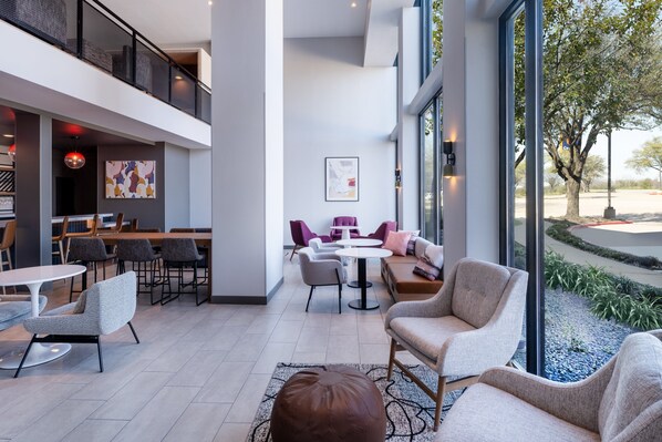 Sala de estar en el lobby