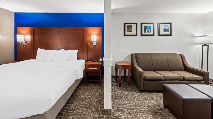 Comfort Inn & Suites Fairborn near Wright Patterson AFB
