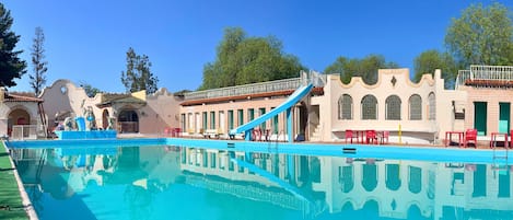 Seasonal outdoor pool