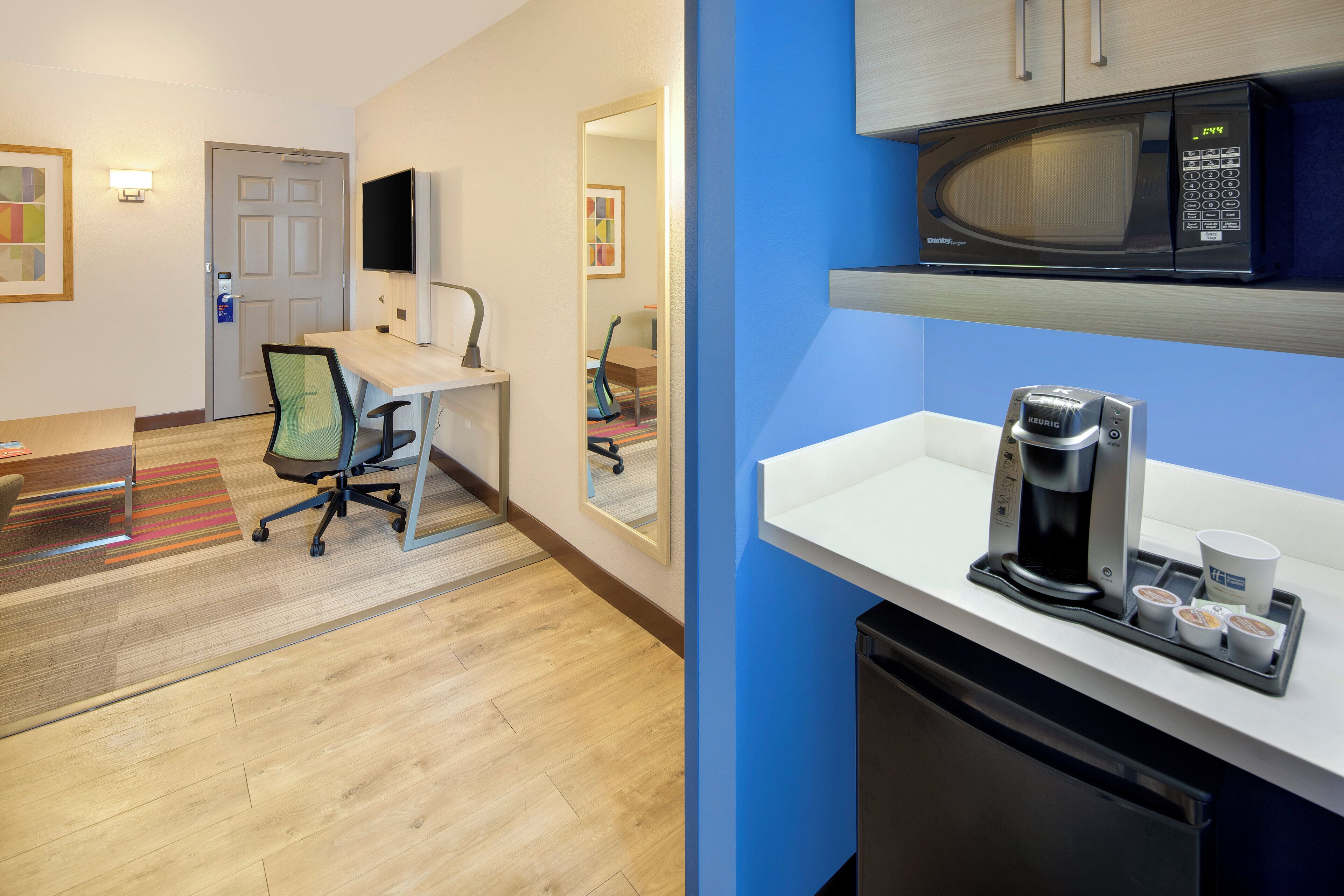 Photo - Holiday Inn Express & Suites S Lake Buena Vista by IHG