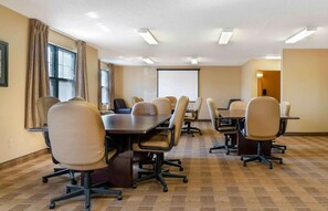 Meeting facility - Extended Stay America Suites Detroit Canton (Canton)