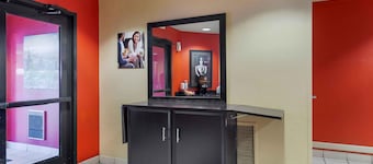 Extended Stay America Suites Savannah Midtown