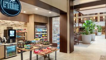 Snack bar