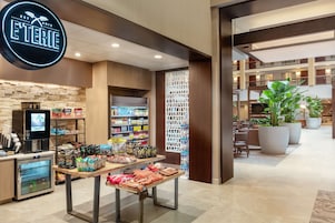 Snack bar