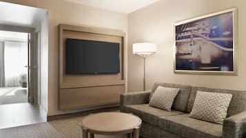 1 bedroom, premium bedding, pillow-top beds, in-room safe