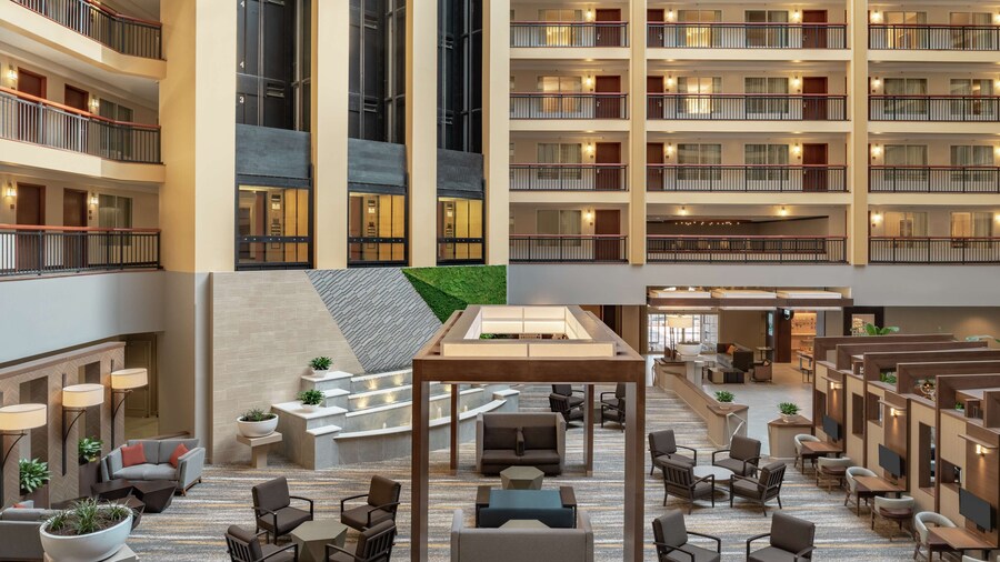 Embassy Suites by Hilton Cleveland Rockside