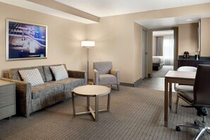 1 bedroom, premium bedding, pillowtop beds, in-room safe