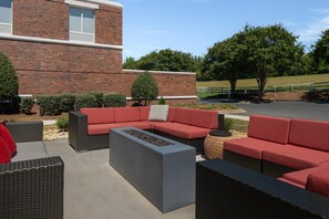 Terrace/patio - Hilton Garden Inn Rock Hill (Rock Hill)