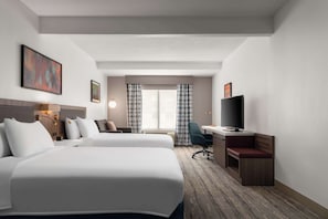 Junior Suite, Accessible | Hypo-allergenic bedding, down duvets, in-room safe, desk