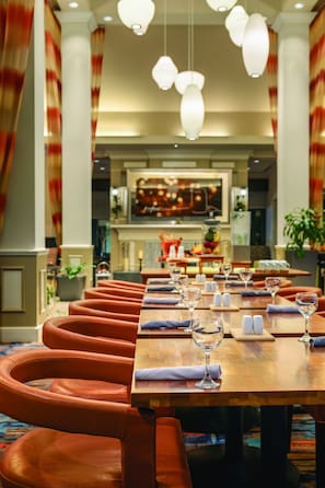 Petit déjeuner servi sur place