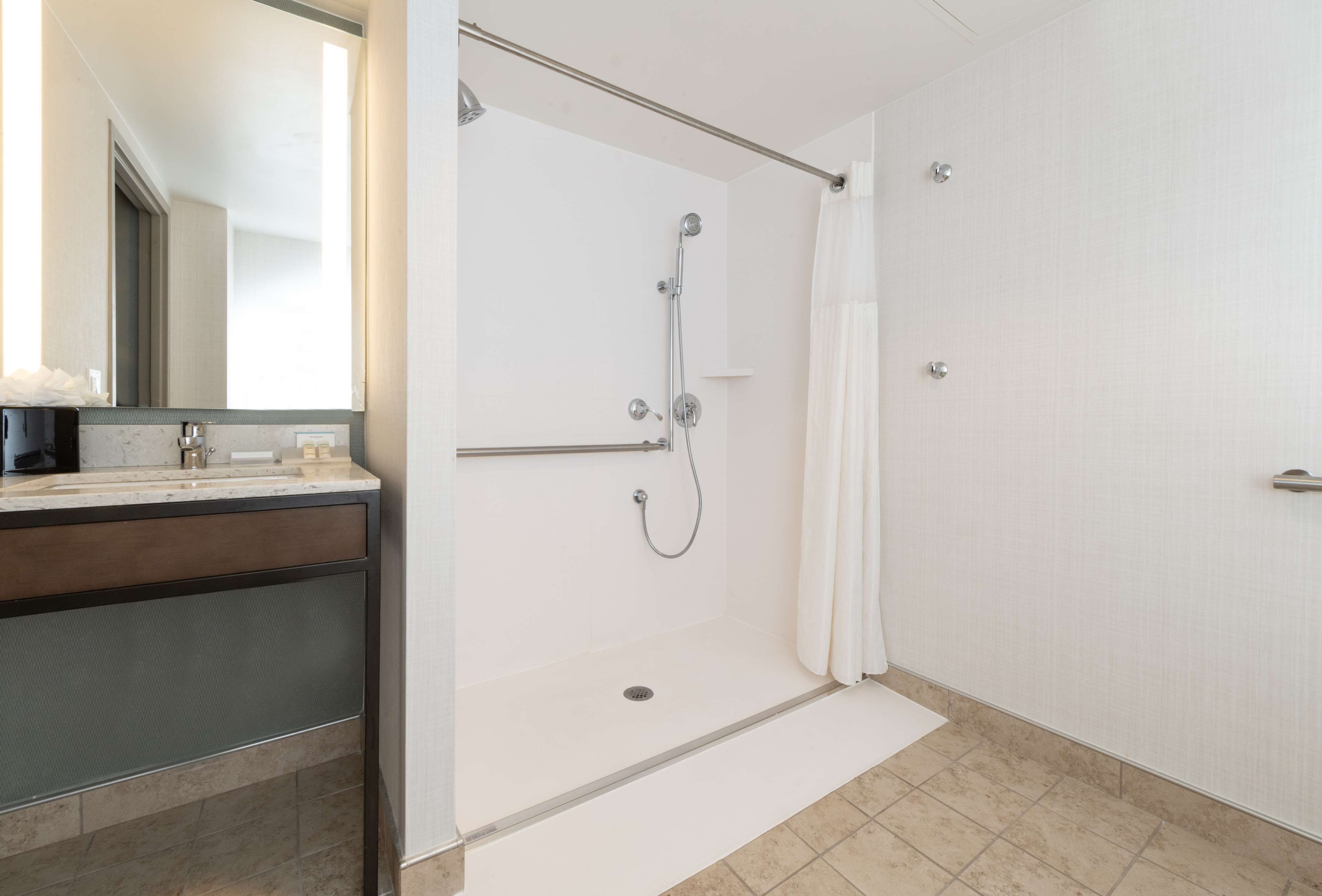 Bathroom shower