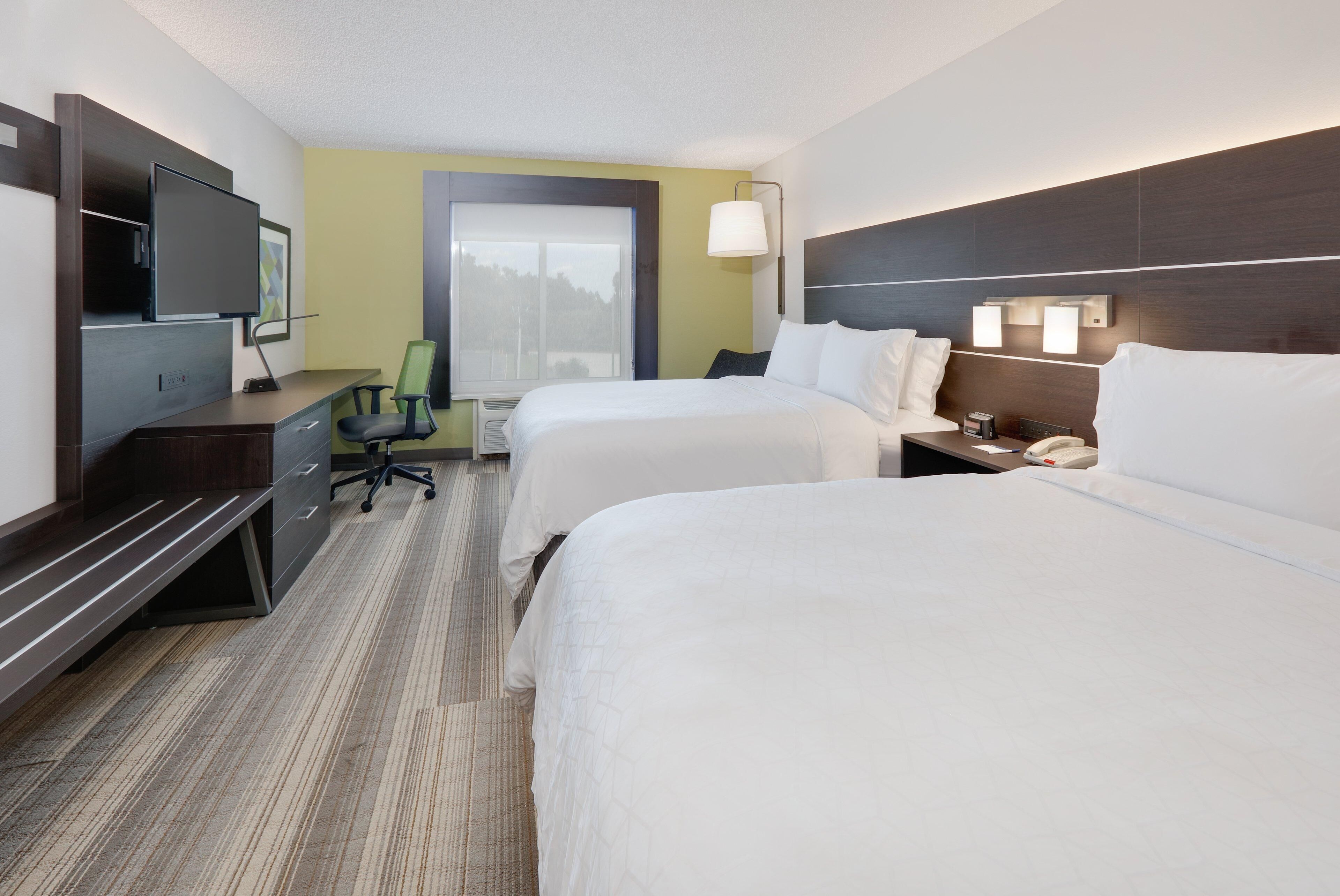 Surmatelas, coffres-forts dans les chambres, bureau, rideaux occultants