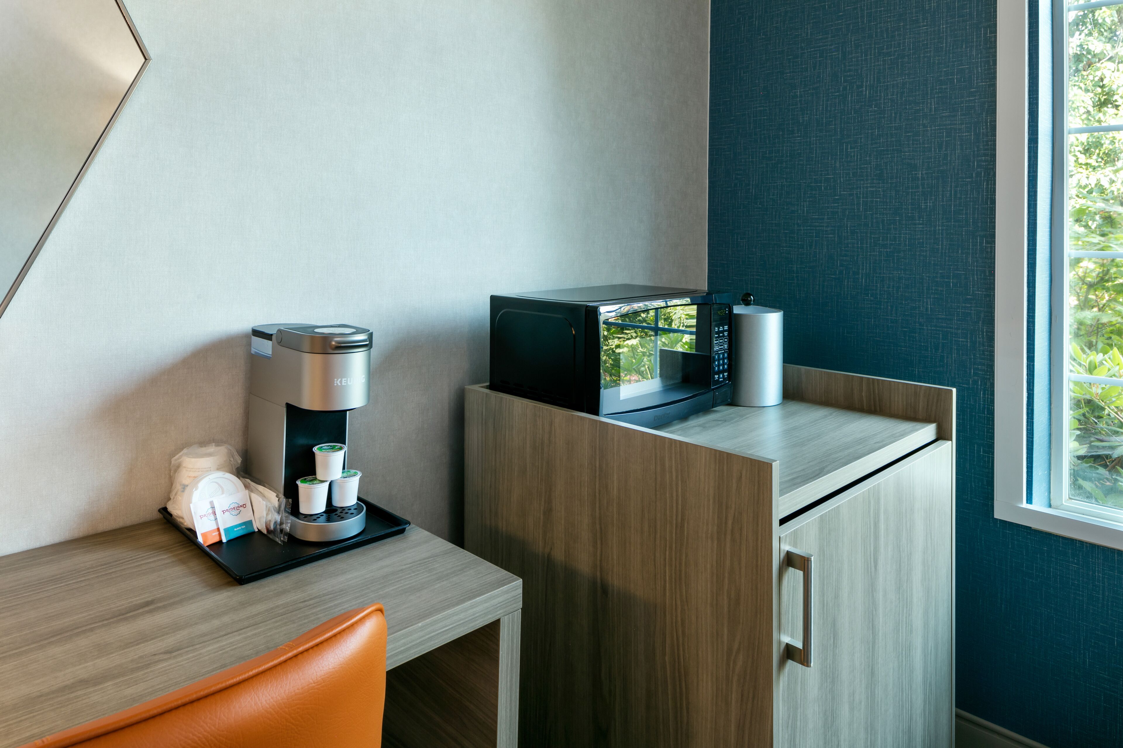 desk, iron/ironing board, free cots/infant beds, rollaway beds