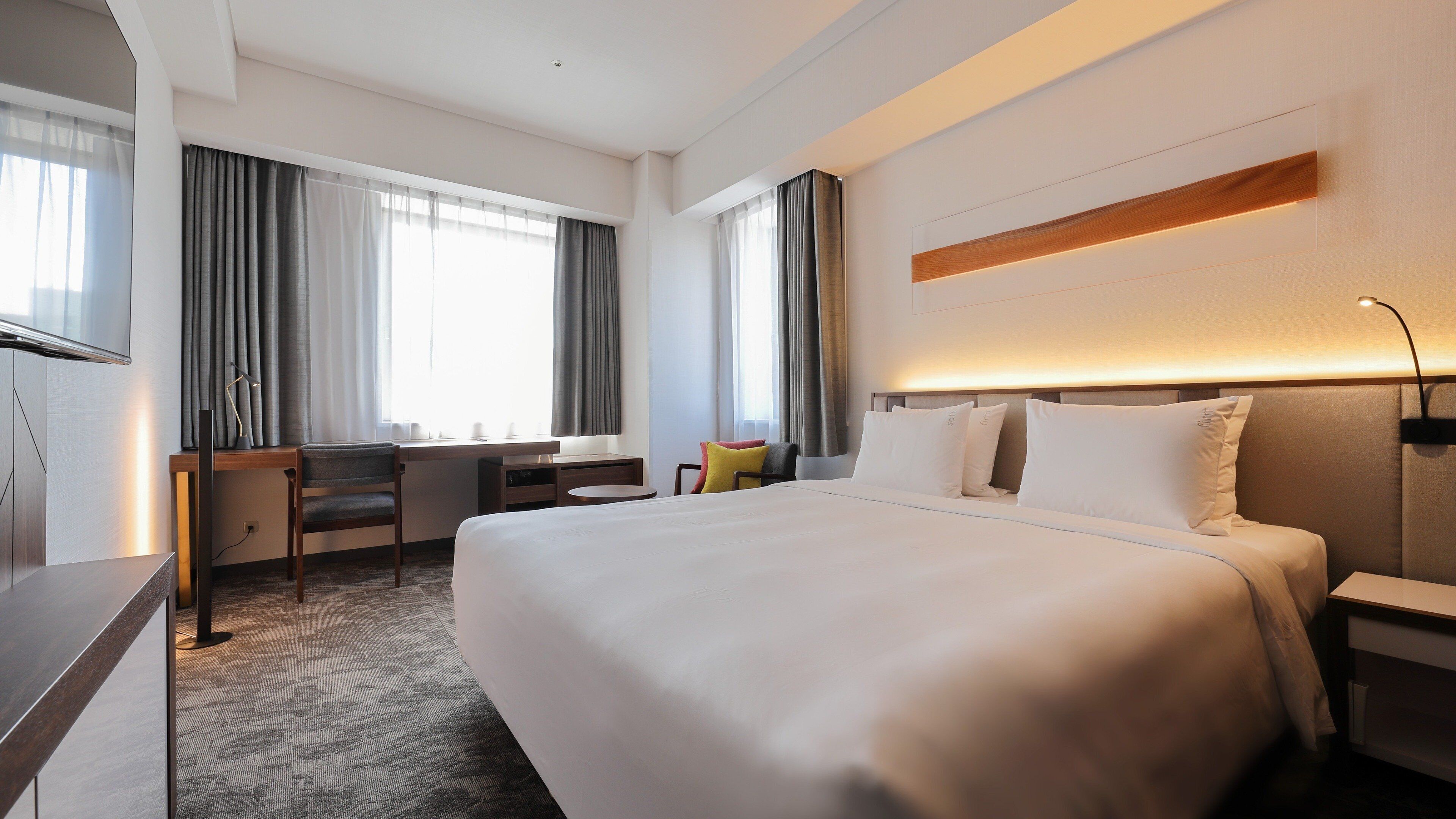 Rom – premium, 1 kingsize-seng, ikke-røyk (High Floor) | Sengetøy av topp kvalitet, safe på rommet og skrivebord