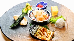 Desayuno buffet (JPY 2300 por persona) 