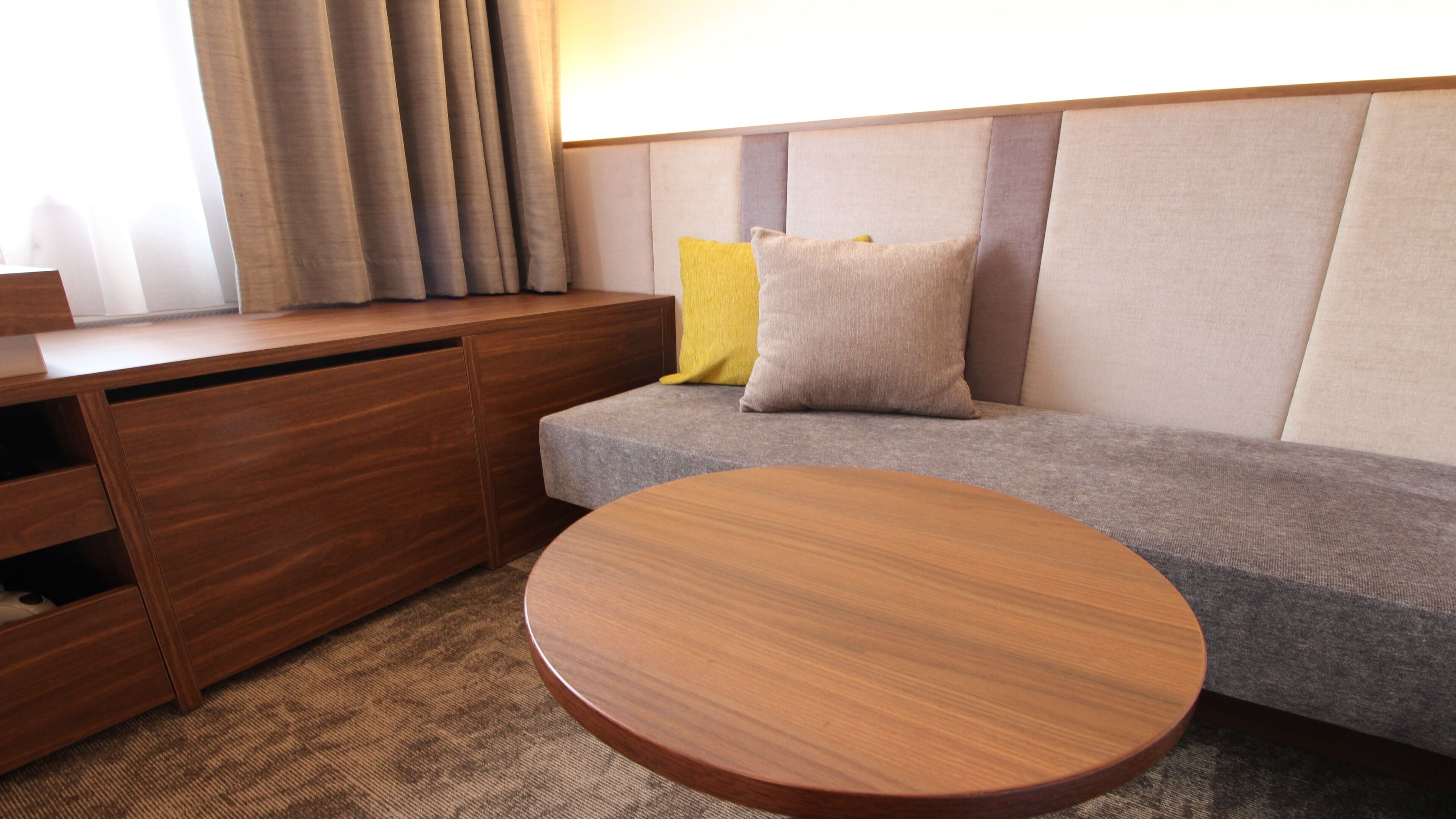 premium room, 2 single beds, non smoking (high floor) | 1 bedroom, premium bedding, in-room safe, desk