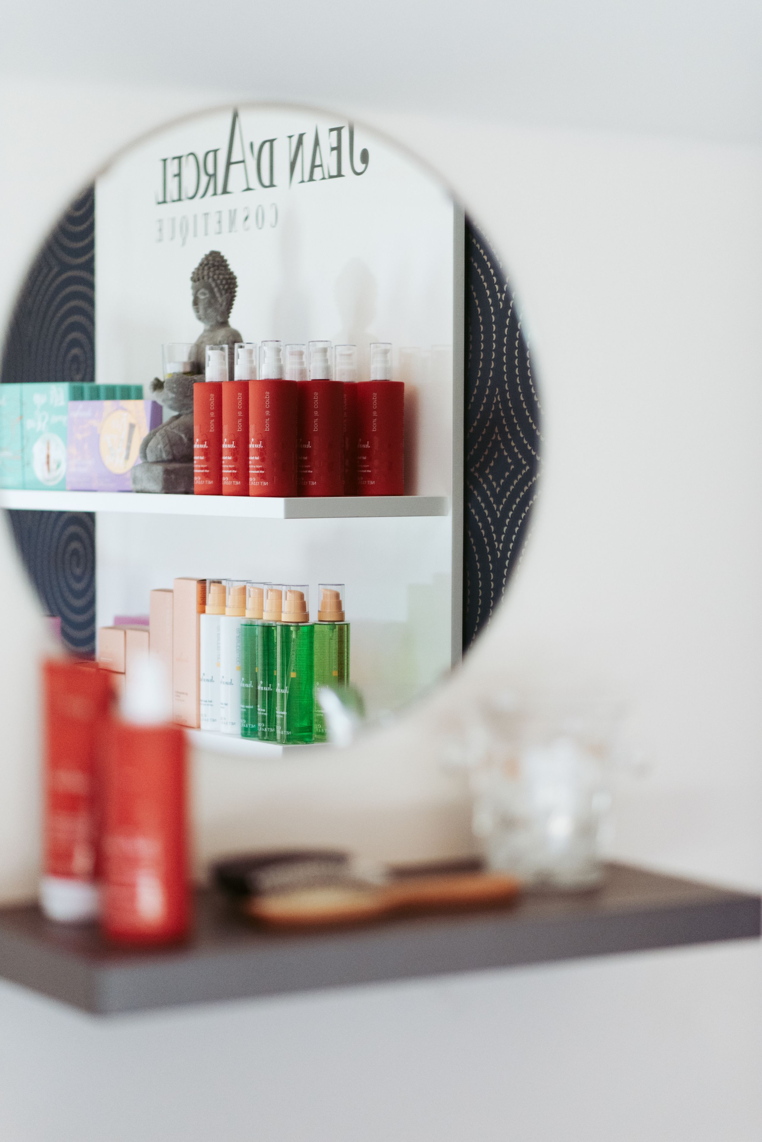 sauna, facials, 2 treatment rooms