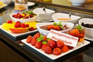 Daily buffet breakfast (EUR 17.00 per person)