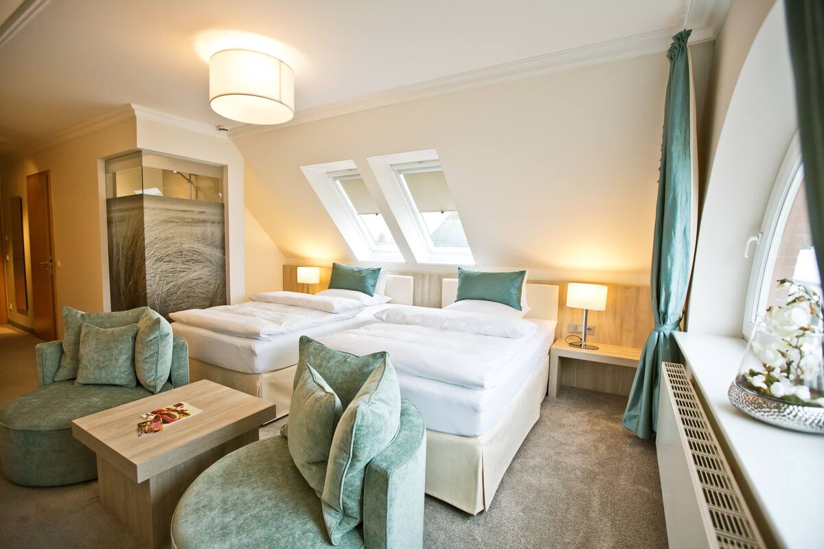 executive double room, 1 bedroom, non smoking, ensuite | minibar, in-room safe, desk, blackout curtains