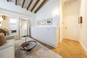 Suite supérieure | 1 chambre, literie de qualité, couette en duvet, minibar