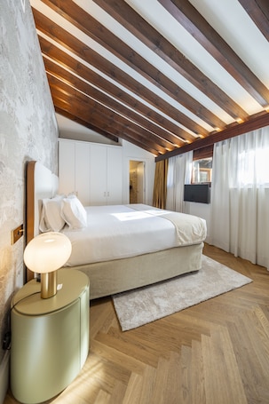 1 habitación, ropa de cama de alta calidad, cubrecamas y minibar