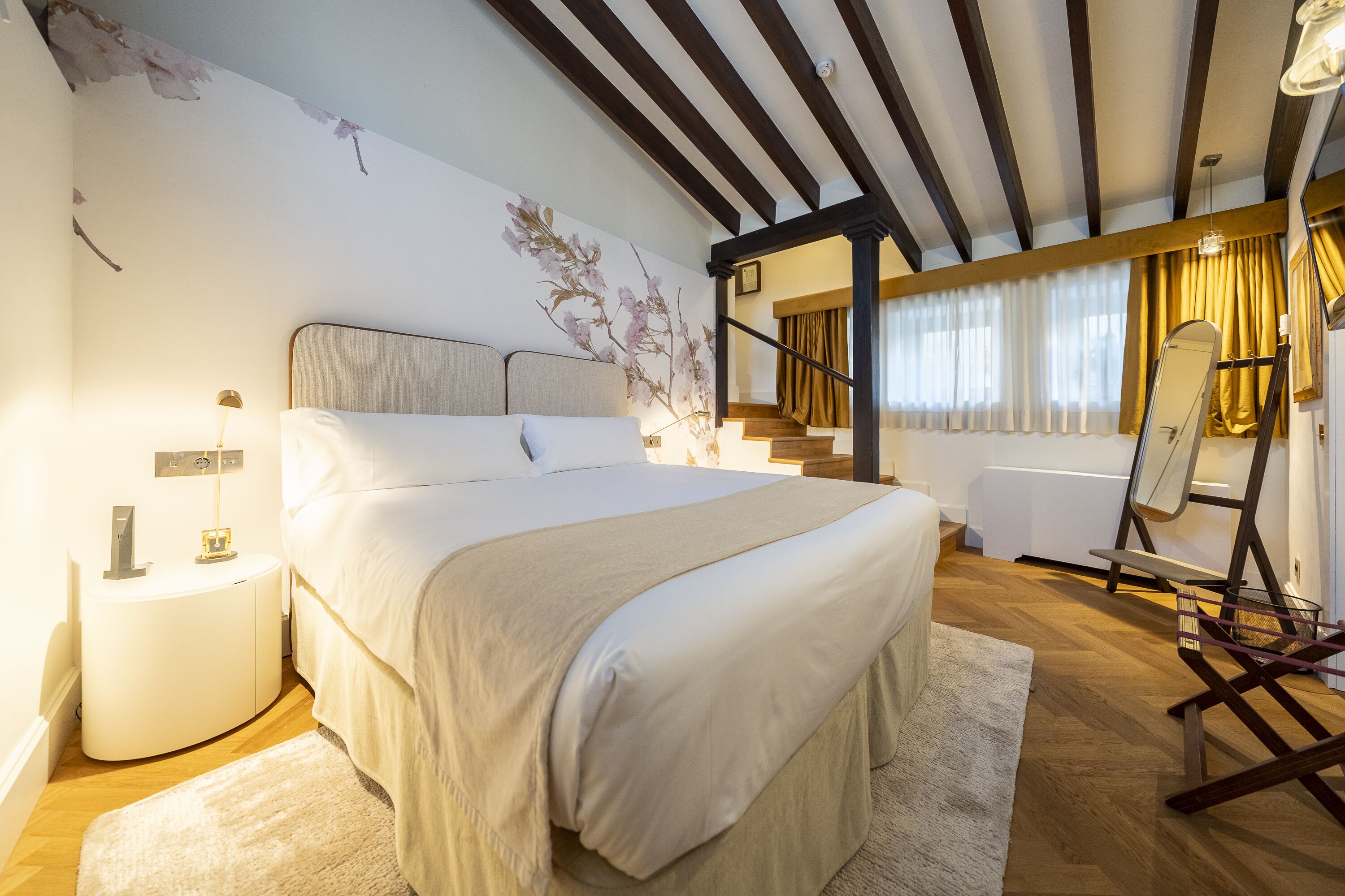 superior double room single use | premium bedding, down duvets, minibar, in-room safe