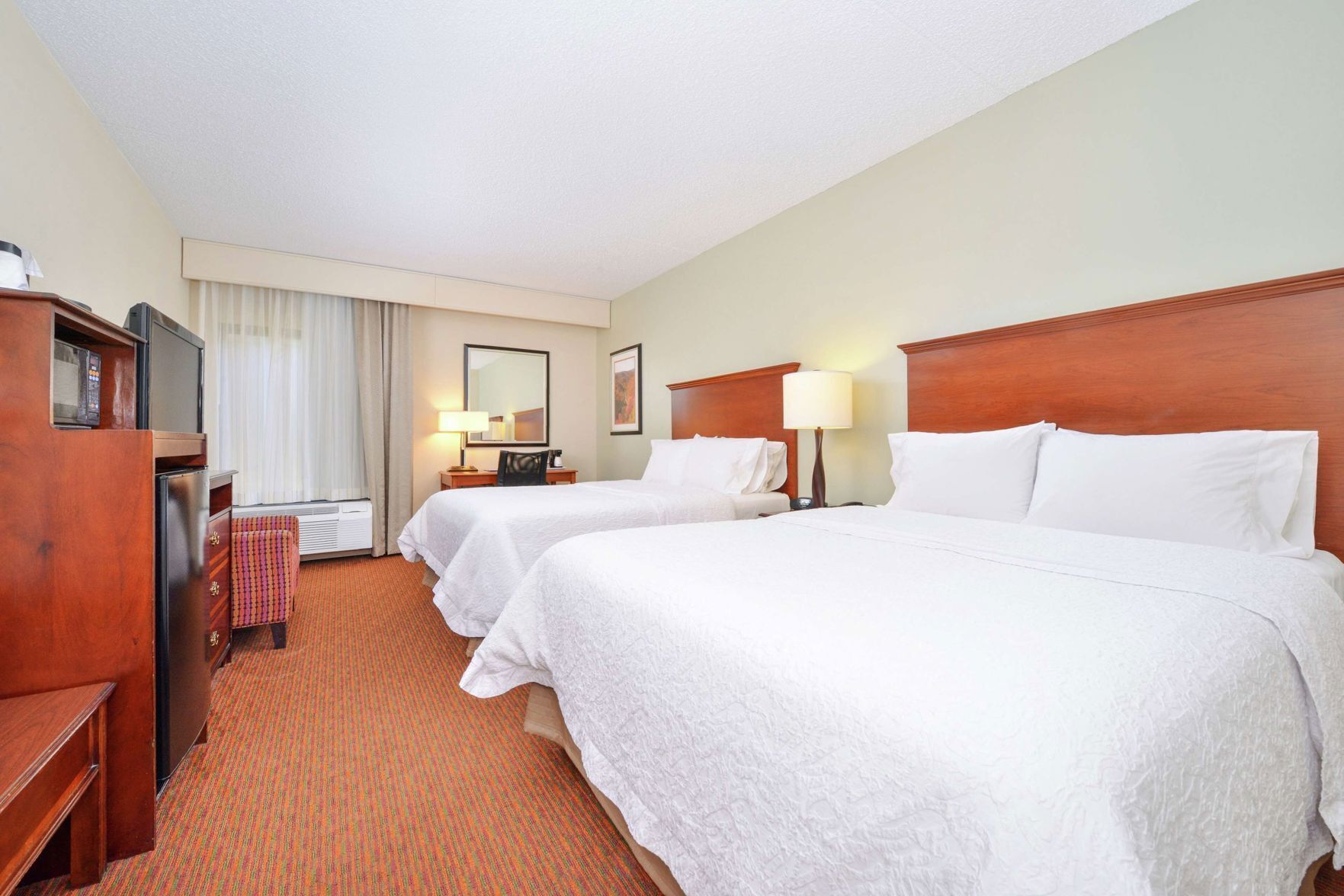 Down duvets, in-room safe, iron/ironing board, free WiFi