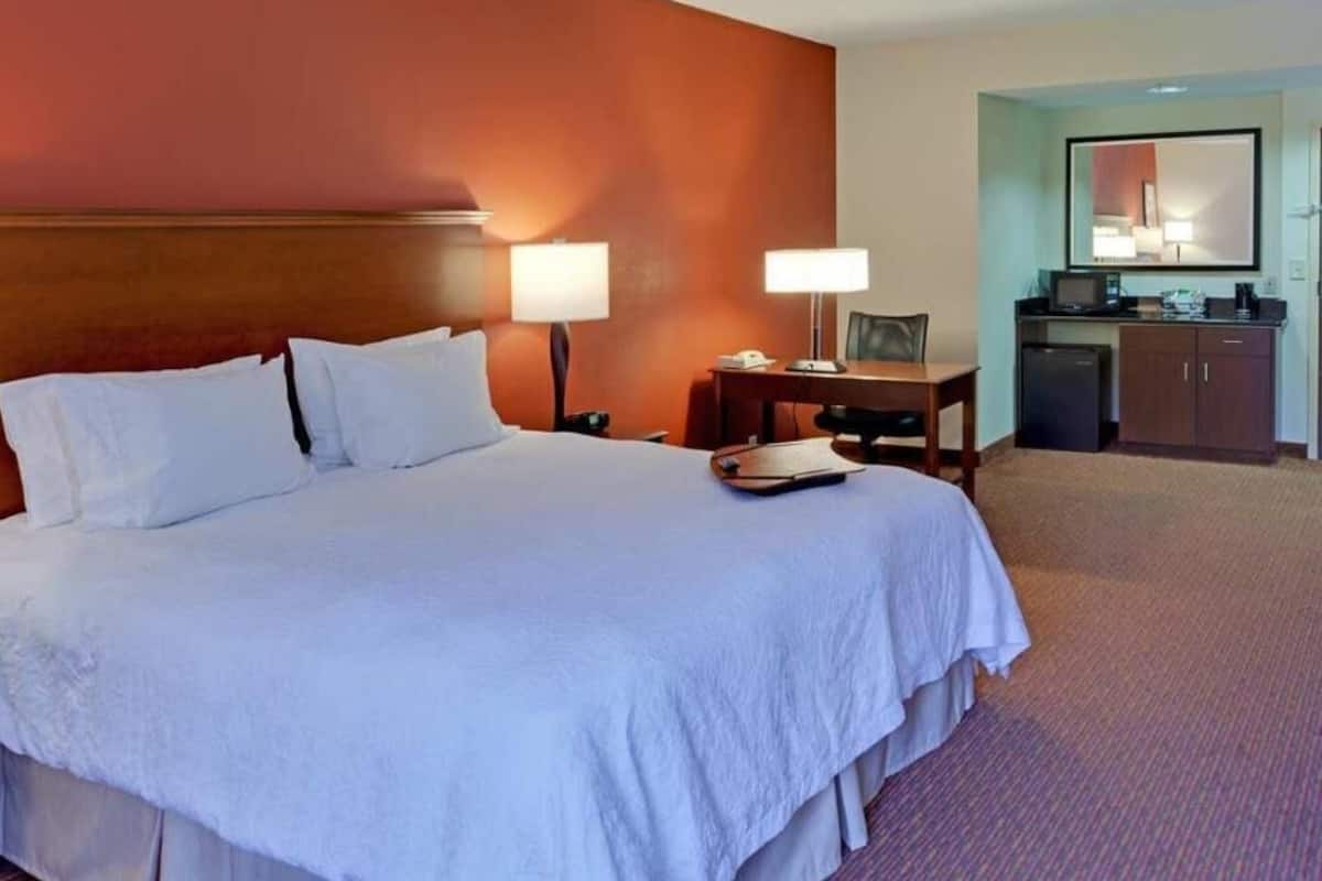 Down duvets, in-room safe, iron/ironing board, free WiFi