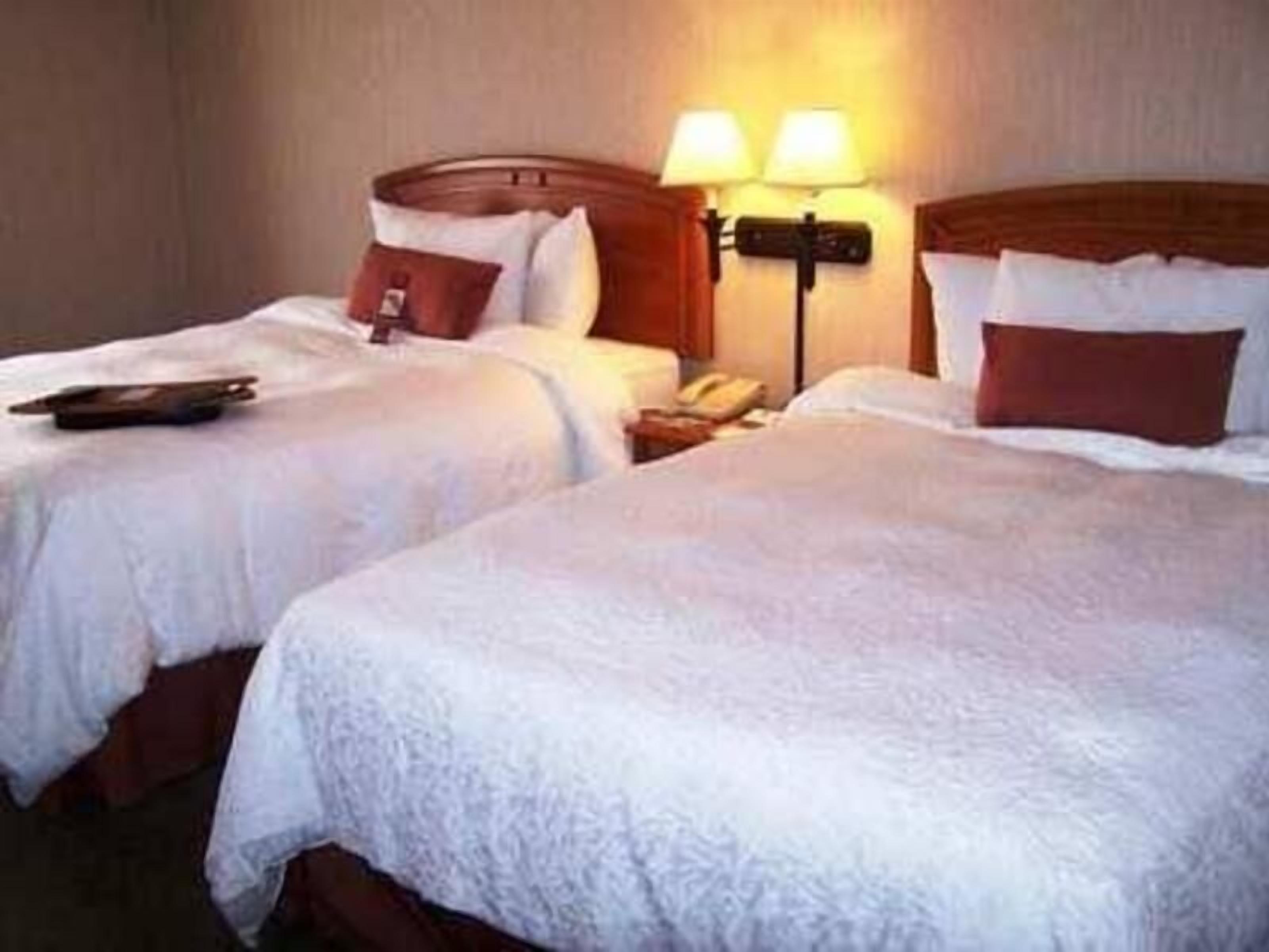 Blackout drapes, free WiFi, bed sheets, alarm clocks