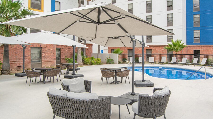 Hampton by Hilton Saltillo