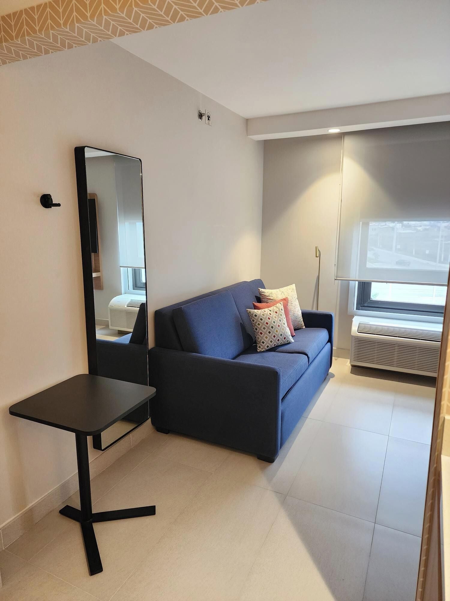 king, junior suite, non smoking | living area